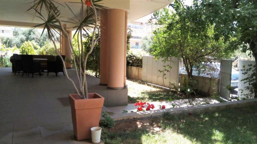 Apartamento Rose Garden Kalamata Exterior foto