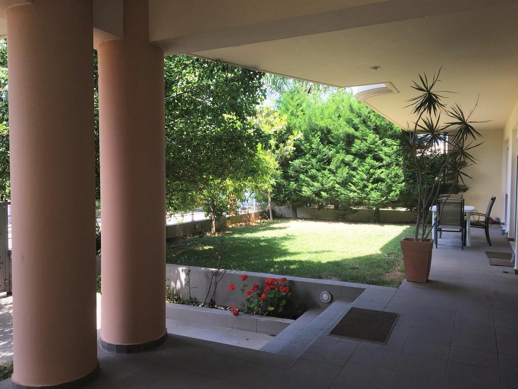 Apartamento Rose Garden Kalamata Exterior foto